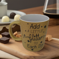 Mok | Uniek | Glitter | Goud | Bedrukt | Add a little glitter to each day | 330 ml
